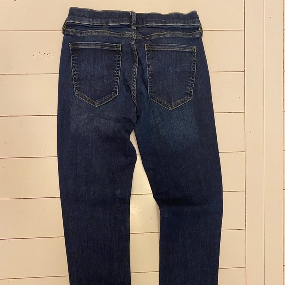 Banana Republic Slim straight jeans - Size 26 - Picture 3 of 5
